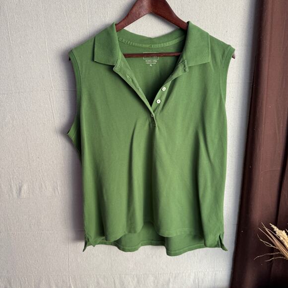 L.L.Bean Sleeveless Top Size XL Green Collared V-Neck Slightly Fitted Shirt - Picture 2 of 11